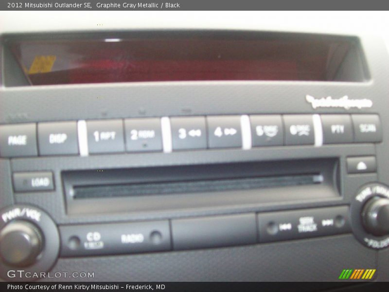 Graphite Gray Metallic / Black 2012 Mitsubishi Outlander SE