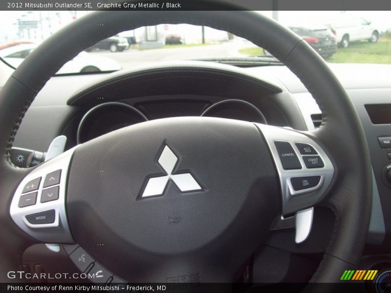 Graphite Gray Metallic / Black 2012 Mitsubishi Outlander SE