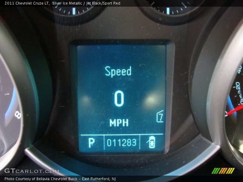 Silver Ice Metallic / Jet Black/Sport Red 2011 Chevrolet Cruze LT