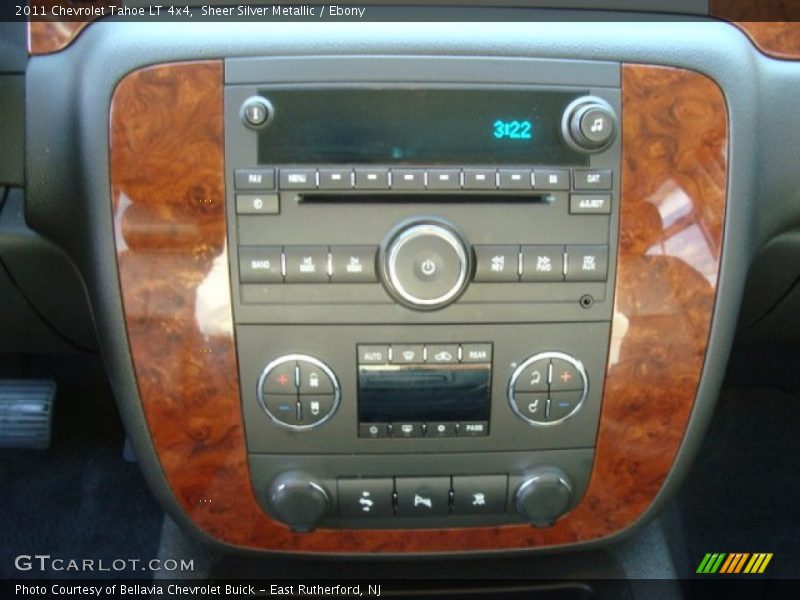 Sheer Silver Metallic / Ebony 2011 Chevrolet Tahoe LT 4x4
