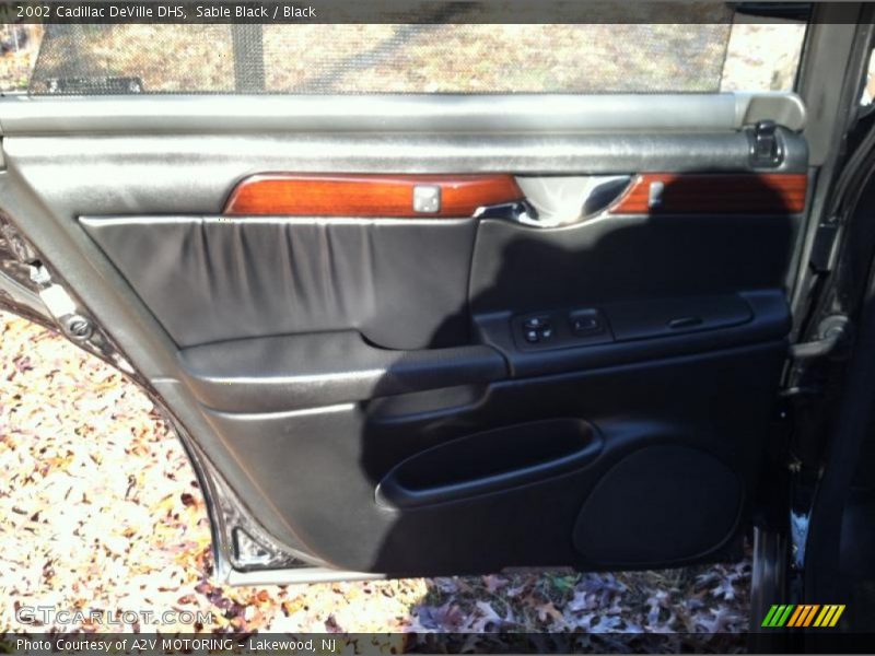 Sable Black / Black 2002 Cadillac DeVille DHS