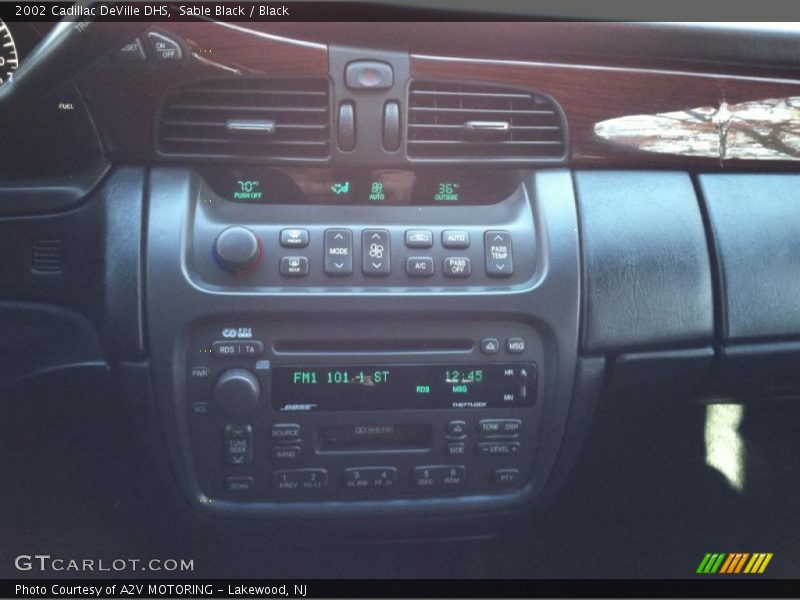Sable Black / Black 2002 Cadillac DeVille DHS