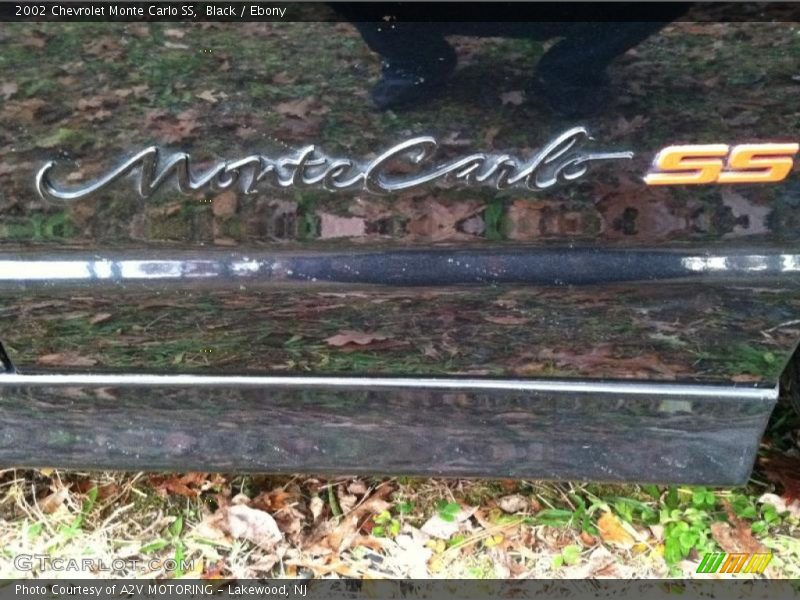 Black / Ebony 2002 Chevrolet Monte Carlo SS