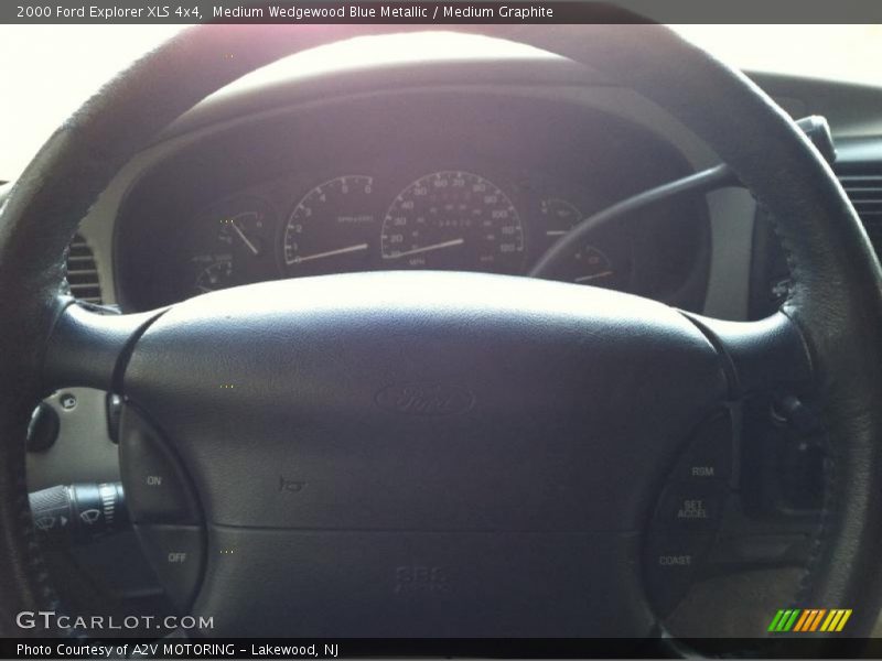 Medium Wedgewood Blue Metallic / Medium Graphite 2000 Ford Explorer XLS 4x4