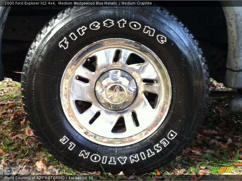 Medium Wedgewood Blue Metallic / Medium Graphite 2000 Ford Explorer XLS 4x4