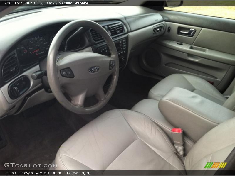 Black / Medium Graphite 2001 Ford Taurus SES