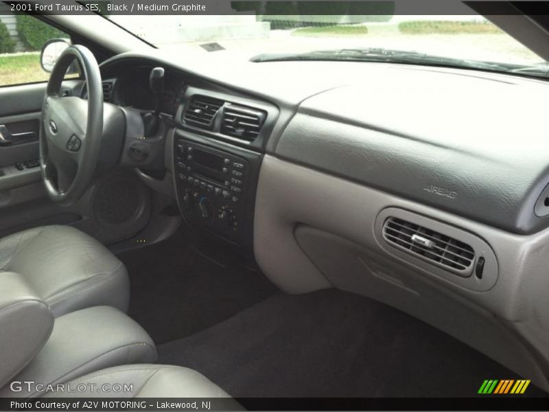 Black / Medium Graphite 2001 Ford Taurus SES