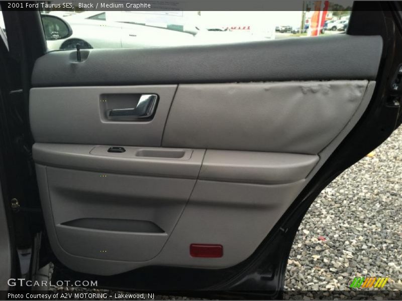 Black / Medium Graphite 2001 Ford Taurus SES