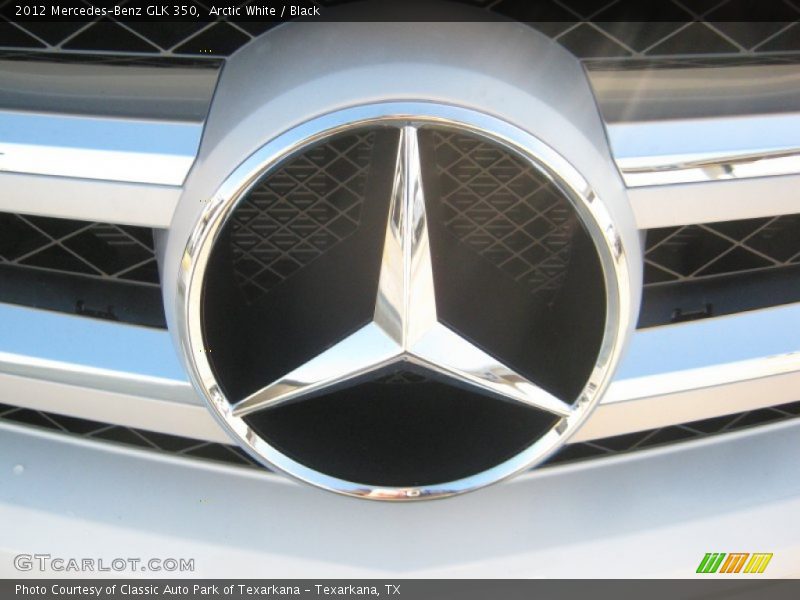 Arctic White / Black 2012 Mercedes-Benz GLK 350