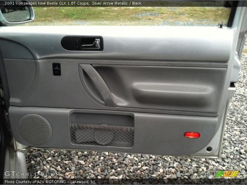 Silver Arrow Metallic / Black 2001 Volkswagen New Beetle GLX 1.8T Coupe