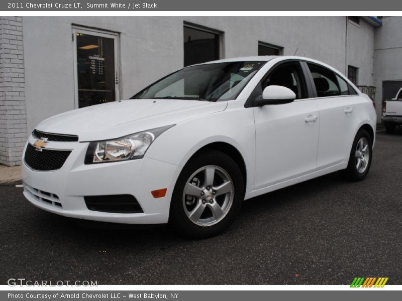 Summit White / Jet Black 2011 Chevrolet Cruze LT
