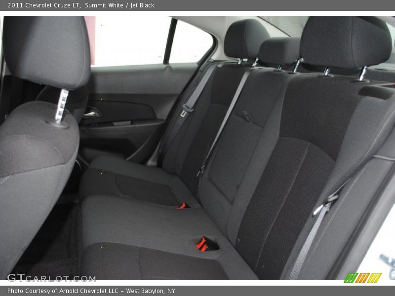 Summit White / Jet Black 2011 Chevrolet Cruze LT