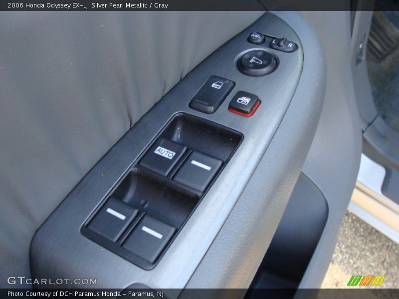 Silver Pearl Metallic / Gray 2006 Honda Odyssey EX-L