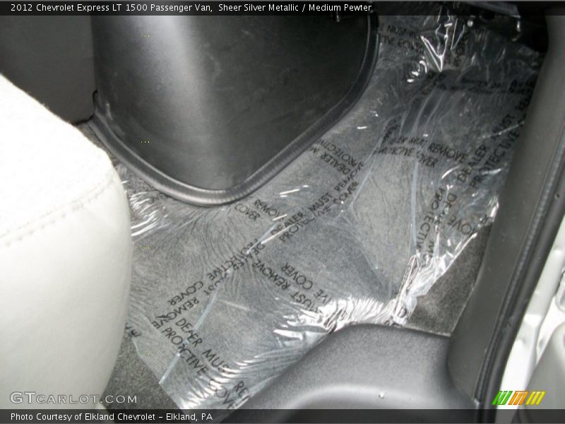 Sheer Silver Metallic / Medium Pewter 2012 Chevrolet Express LT 1500 Passenger Van