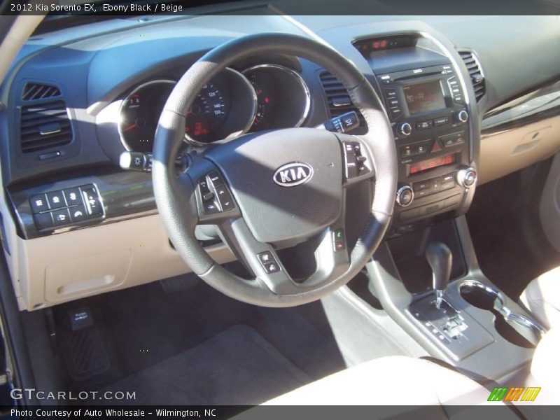 Ebony Black / Beige 2012 Kia Sorento EX
