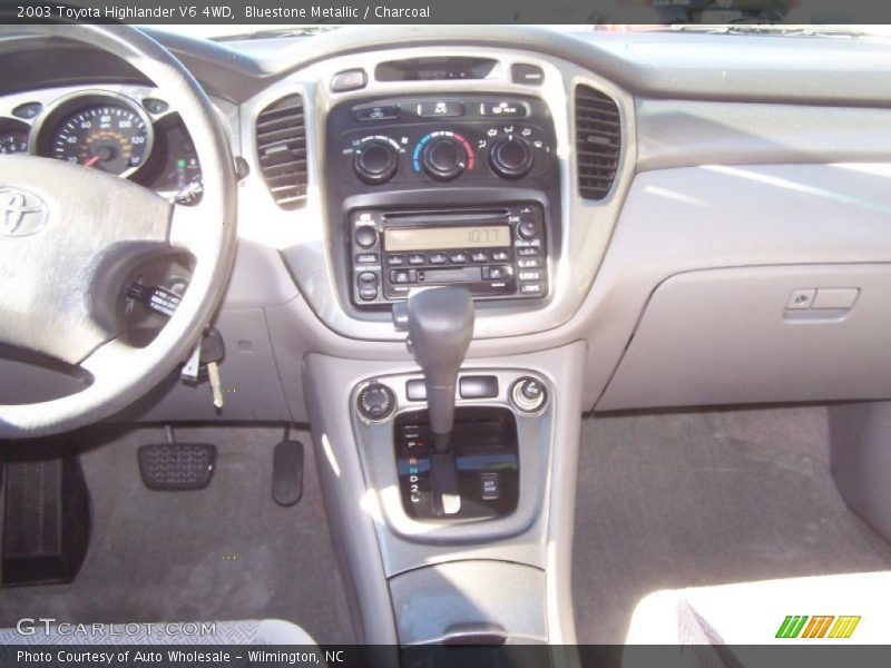 Bluestone Metallic / Charcoal 2003 Toyota Highlander V6 4WD