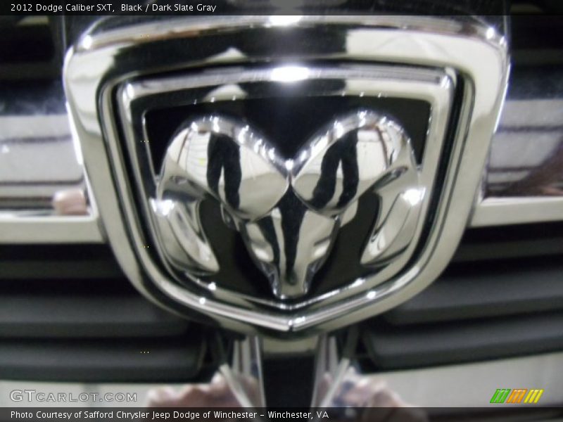 Black / Dark Slate Gray 2012 Dodge Caliber SXT