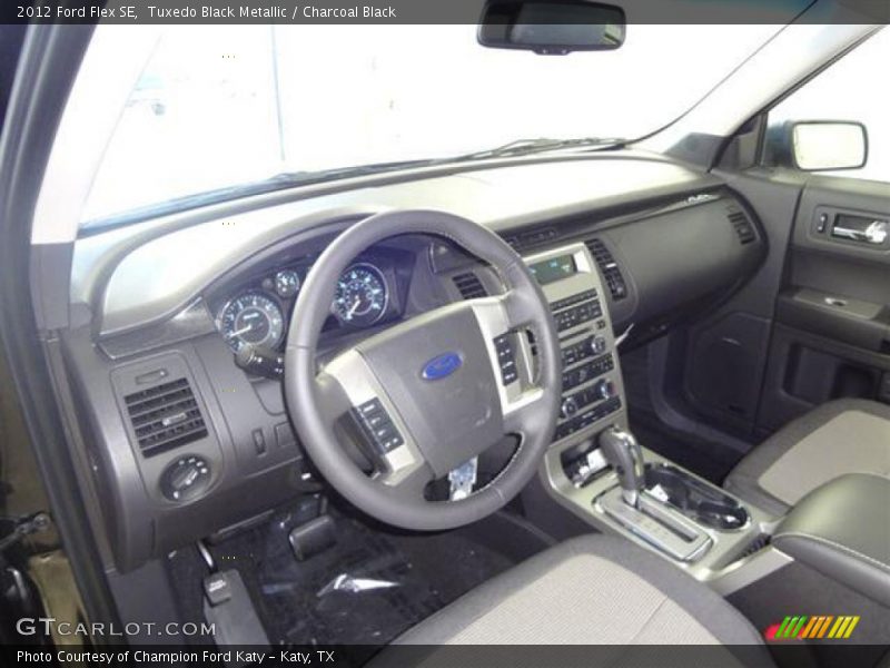 Tuxedo Black Metallic / Charcoal Black 2012 Ford Flex SE