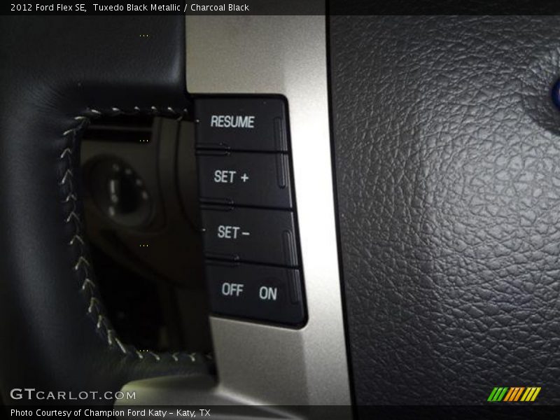 Tuxedo Black Metallic / Charcoal Black 2012 Ford Flex SE