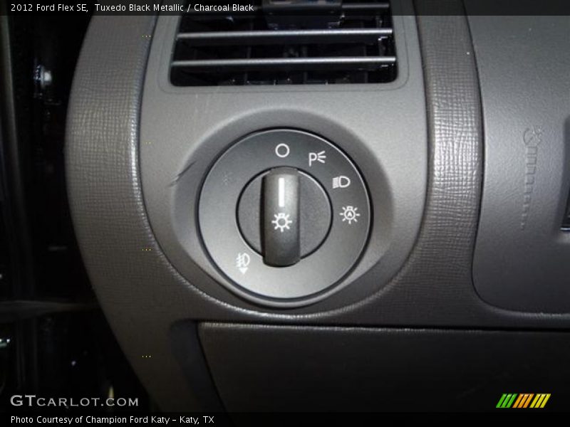 Tuxedo Black Metallic / Charcoal Black 2012 Ford Flex SE