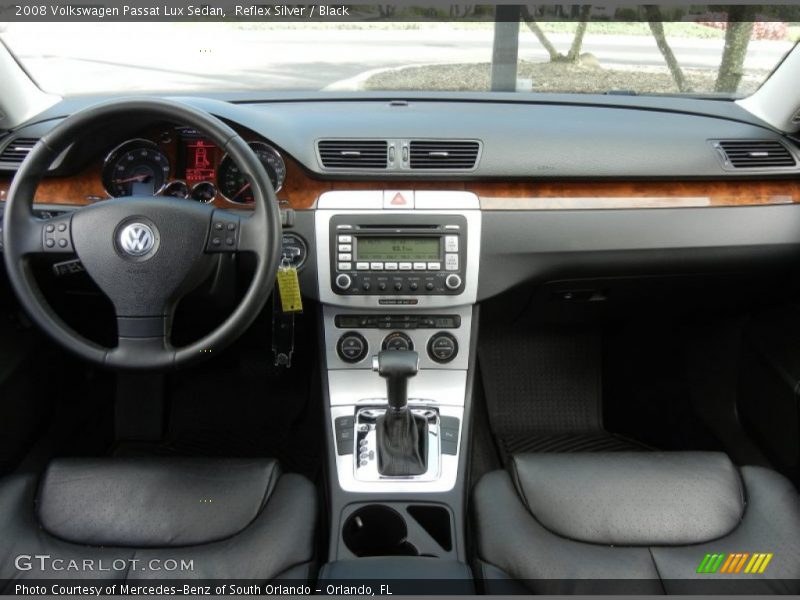 Reflex Silver / Black 2008 Volkswagen Passat Lux Sedan