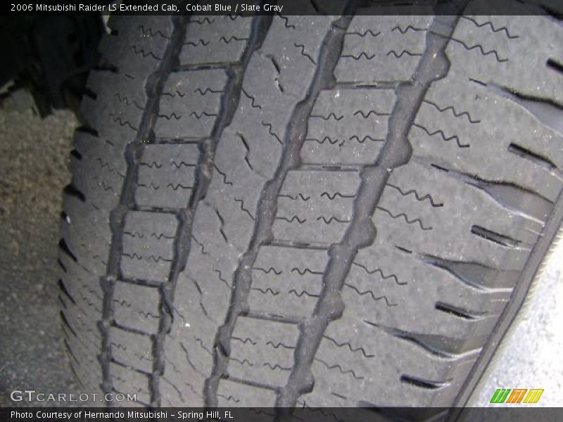 Cobalt Blue / Slate Gray 2006 Mitsubishi Raider LS Extended Cab