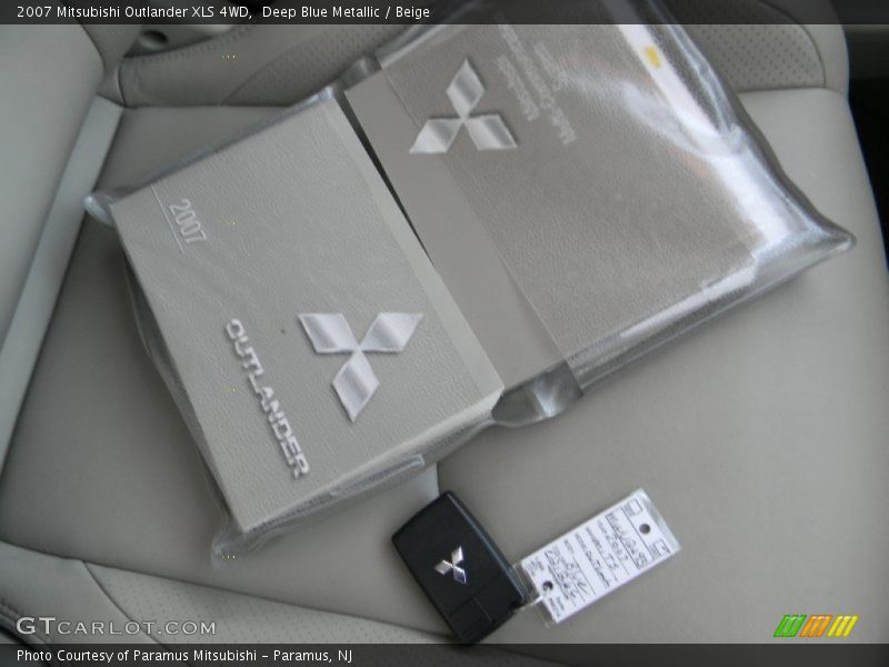 Deep Blue Metallic / Beige 2007 Mitsubishi Outlander XLS 4WD