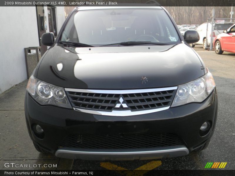 Labrador Black Pearl / Black 2009 Mitsubishi Outlander XLS 4WD