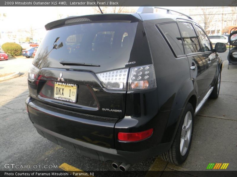 Labrador Black Pearl / Black 2009 Mitsubishi Outlander XLS 4WD