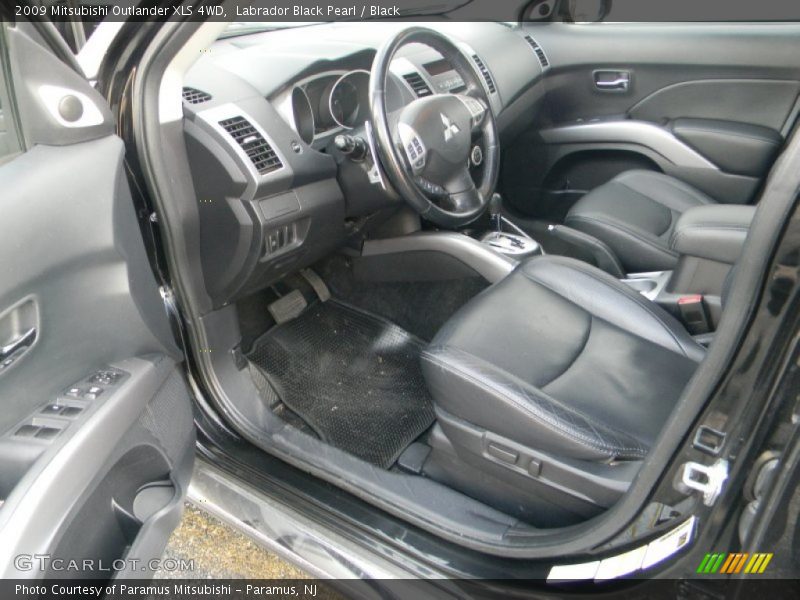  2009 Outlander XLS 4WD Black Interior