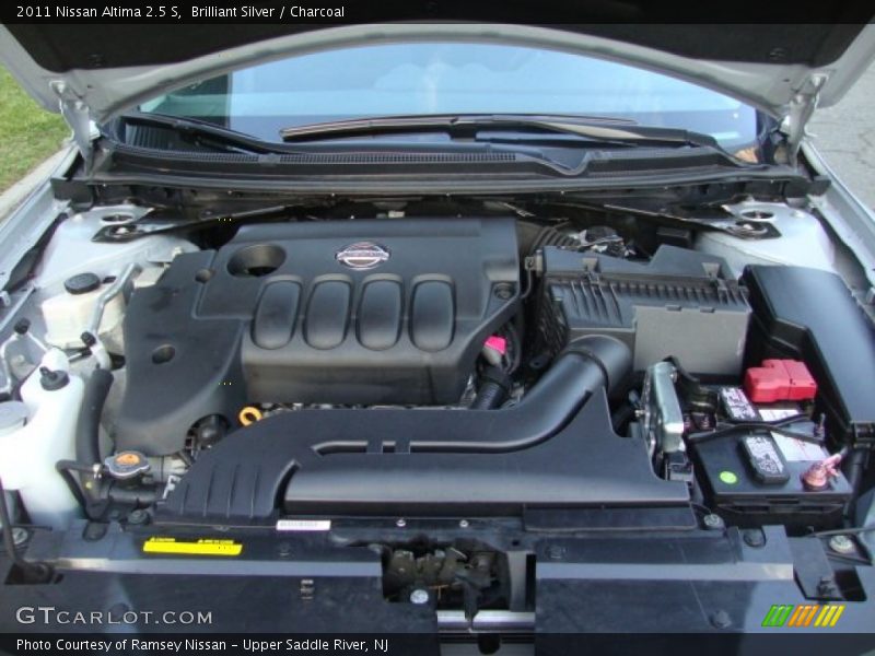 Brilliant Silver / Charcoal 2011 Nissan Altima 2.5 S