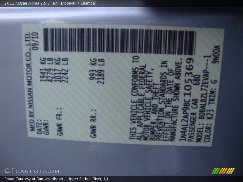 Brilliant Silver / Charcoal 2011 Nissan Altima 2.5 S