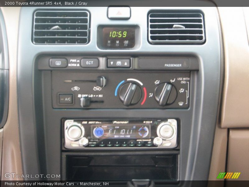Black / Gray 2000 Toyota 4Runner SR5 4x4