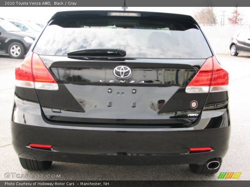Black / Gray 2010 Toyota Venza AWD