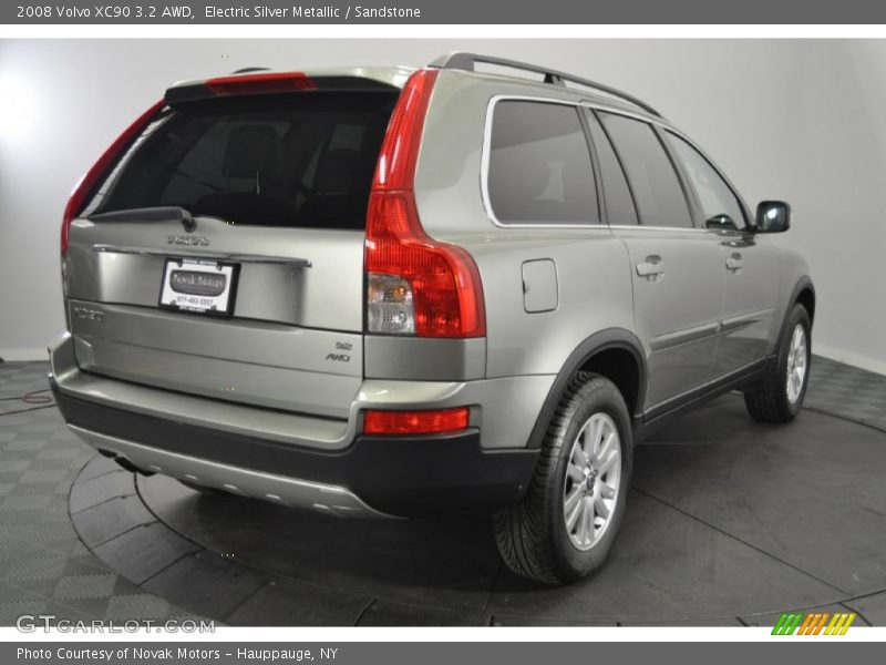 Electric Silver Metallic / Sandstone 2008 Volvo XC90 3.2 AWD