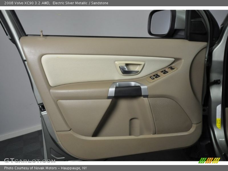 Electric Silver Metallic / Sandstone 2008 Volvo XC90 3.2 AWD