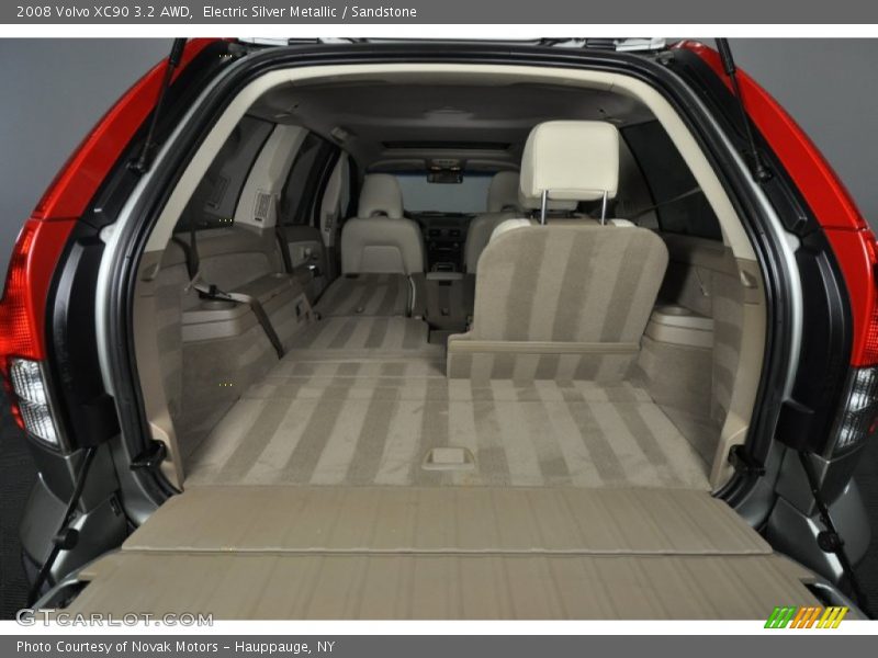 Electric Silver Metallic / Sandstone 2008 Volvo XC90 3.2 AWD
