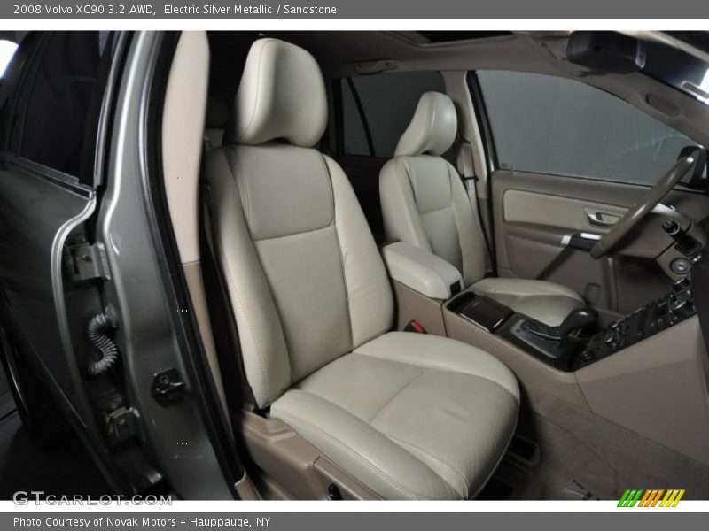 Electric Silver Metallic / Sandstone 2008 Volvo XC90 3.2 AWD