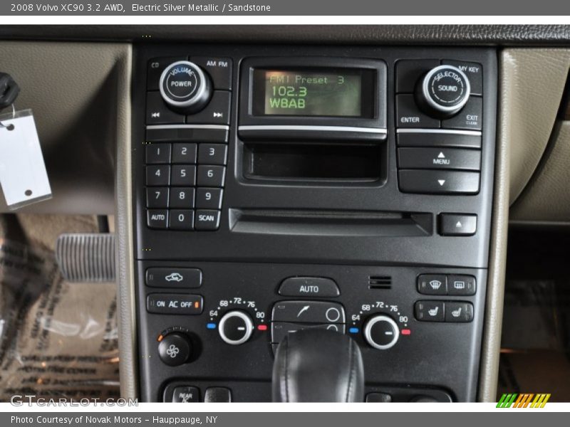 Electric Silver Metallic / Sandstone 2008 Volvo XC90 3.2 AWD
