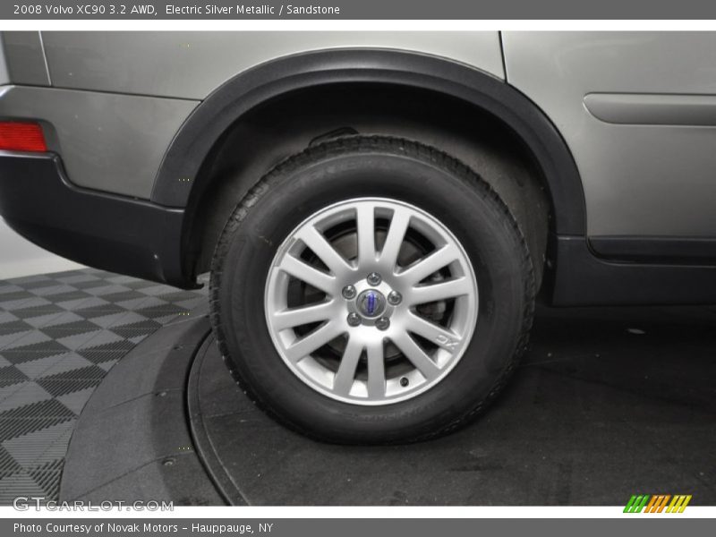 Electric Silver Metallic / Sandstone 2008 Volvo XC90 3.2 AWD
