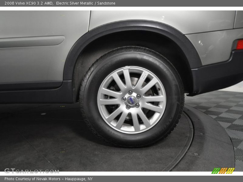 Electric Silver Metallic / Sandstone 2008 Volvo XC90 3.2 AWD