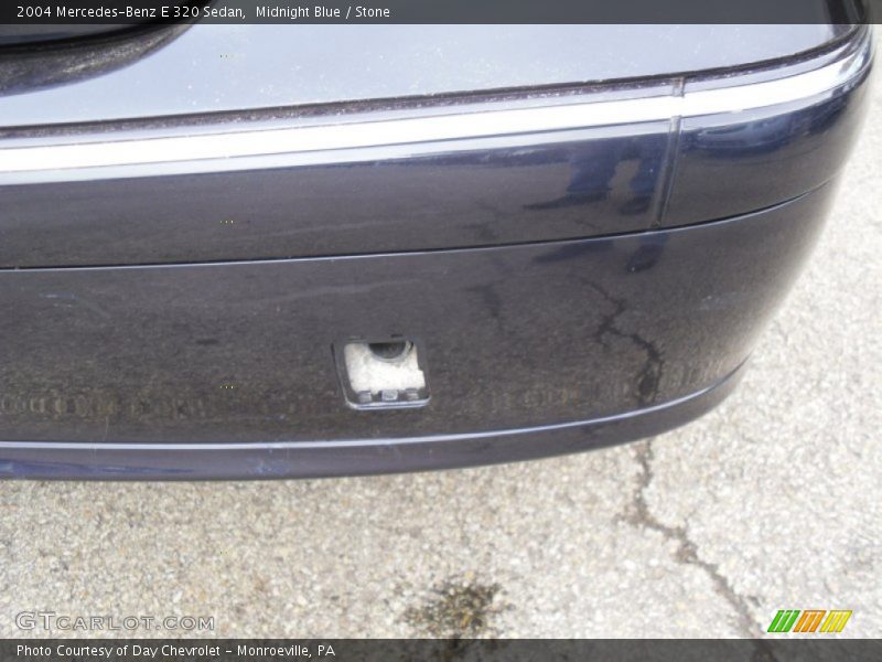 Midnight Blue / Stone 2004 Mercedes-Benz E 320 Sedan