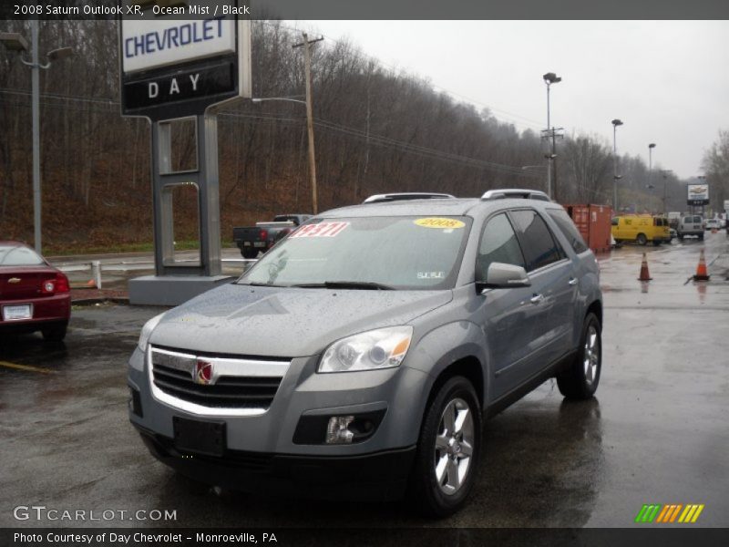Ocean Mist / Black 2008 Saturn Outlook XR