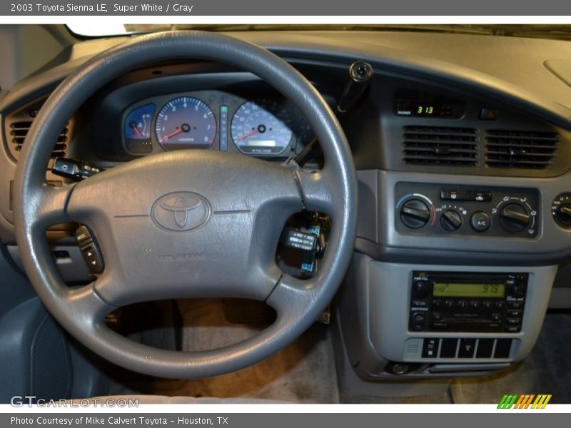 Super White / Gray 2003 Toyota Sienna LE
