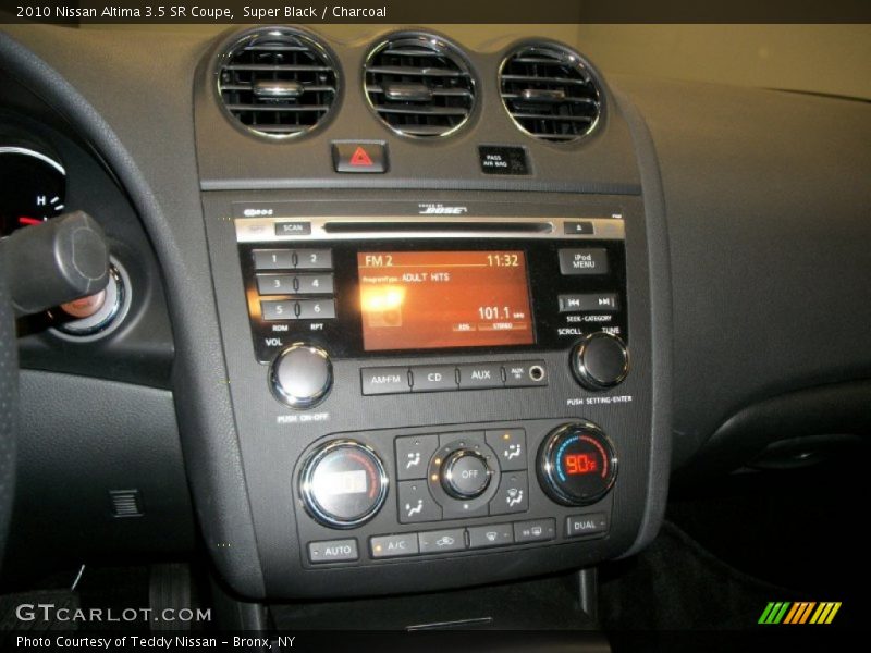 Super Black / Charcoal 2010 Nissan Altima 3.5 SR Coupe