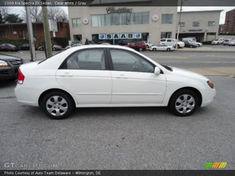 Clear White / Gray 2009 Kia Spectra EX Sedan
