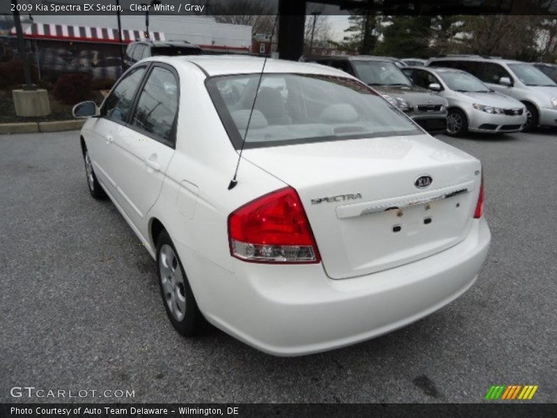 Clear White / Gray 2009 Kia Spectra EX Sedan