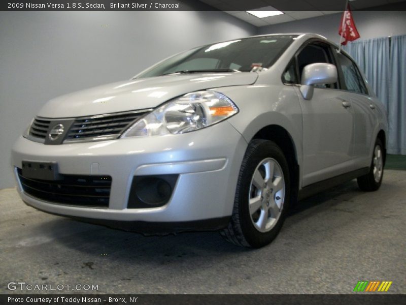Brillant Silver / Charcoal 2009 Nissan Versa 1.8 SL Sedan