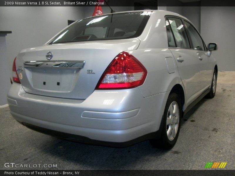 Brillant Silver / Charcoal 2009 Nissan Versa 1.8 SL Sedan