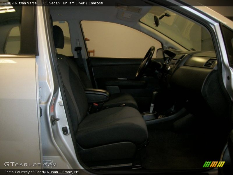 Brillant Silver / Charcoal 2009 Nissan Versa 1.8 SL Sedan